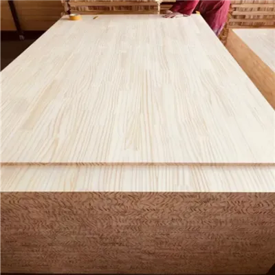 Đối với nội thất ván gỗ thông